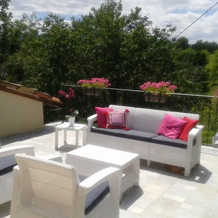 Al Respiro Nel Bosco Farm stay *